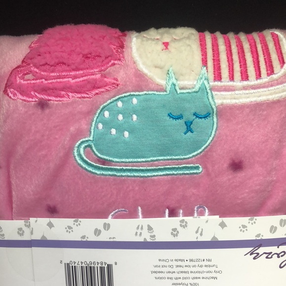 Pink Two piece Pj set. US size LARGE(12-14) - Picture 4 of 5